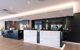 Michelino 75 By The Sydney Hotel