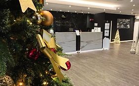 Michelino 75 By The Sydney Hotel